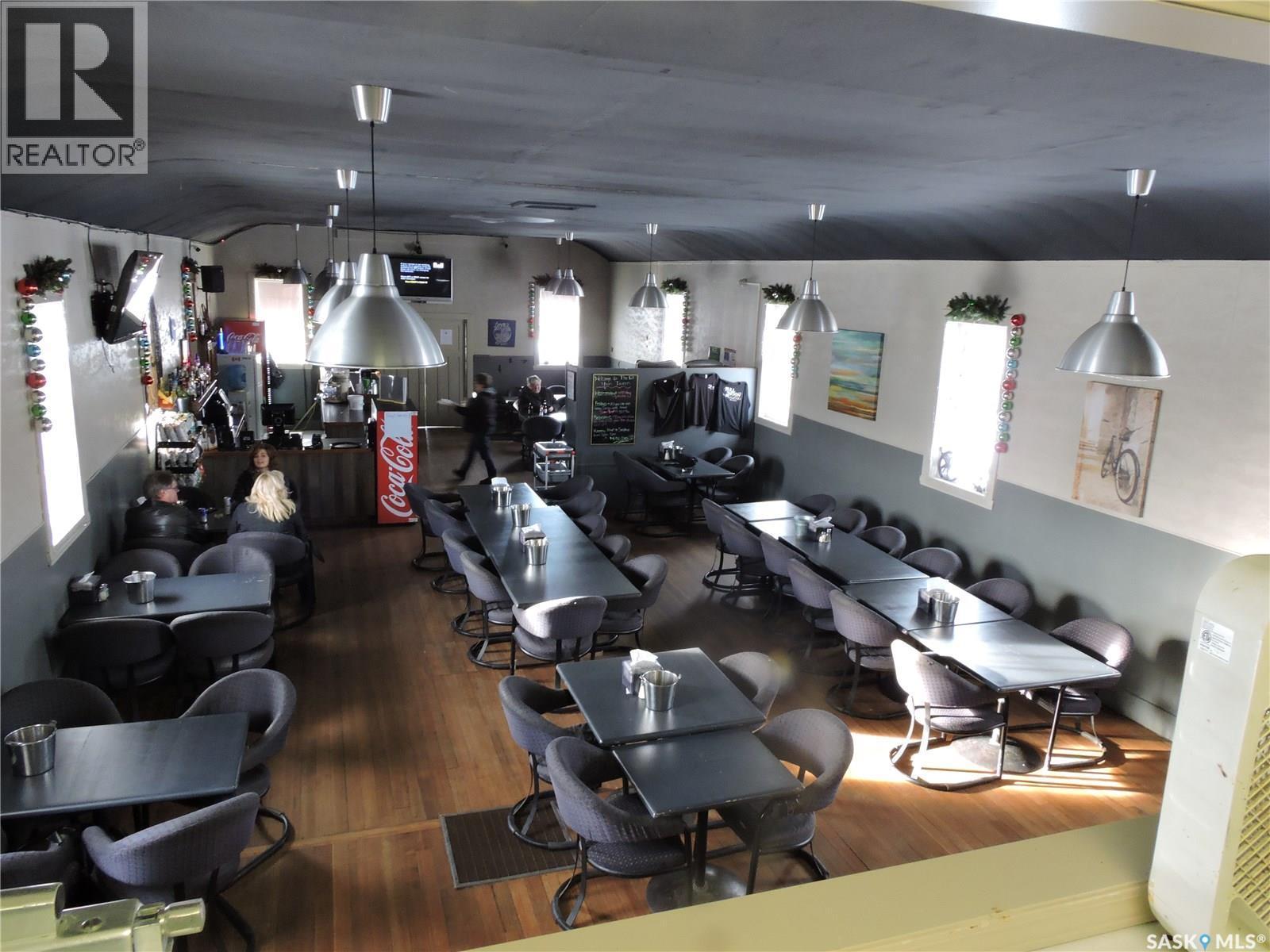 106 1St Street E, Kincaid, SK