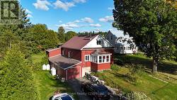 Metal Roof & Maintenace Free Vinyl Siding -