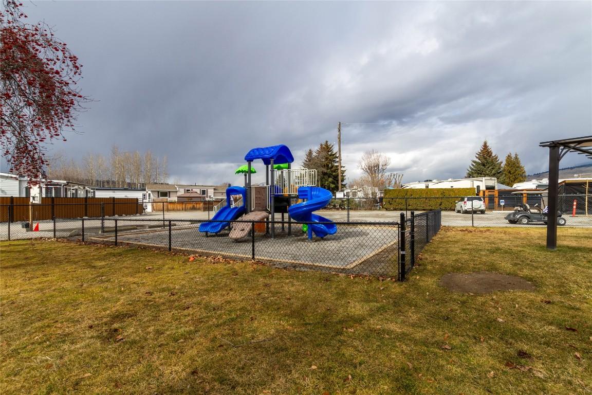 136-415 Commonwealth Road, Kelowna, BC