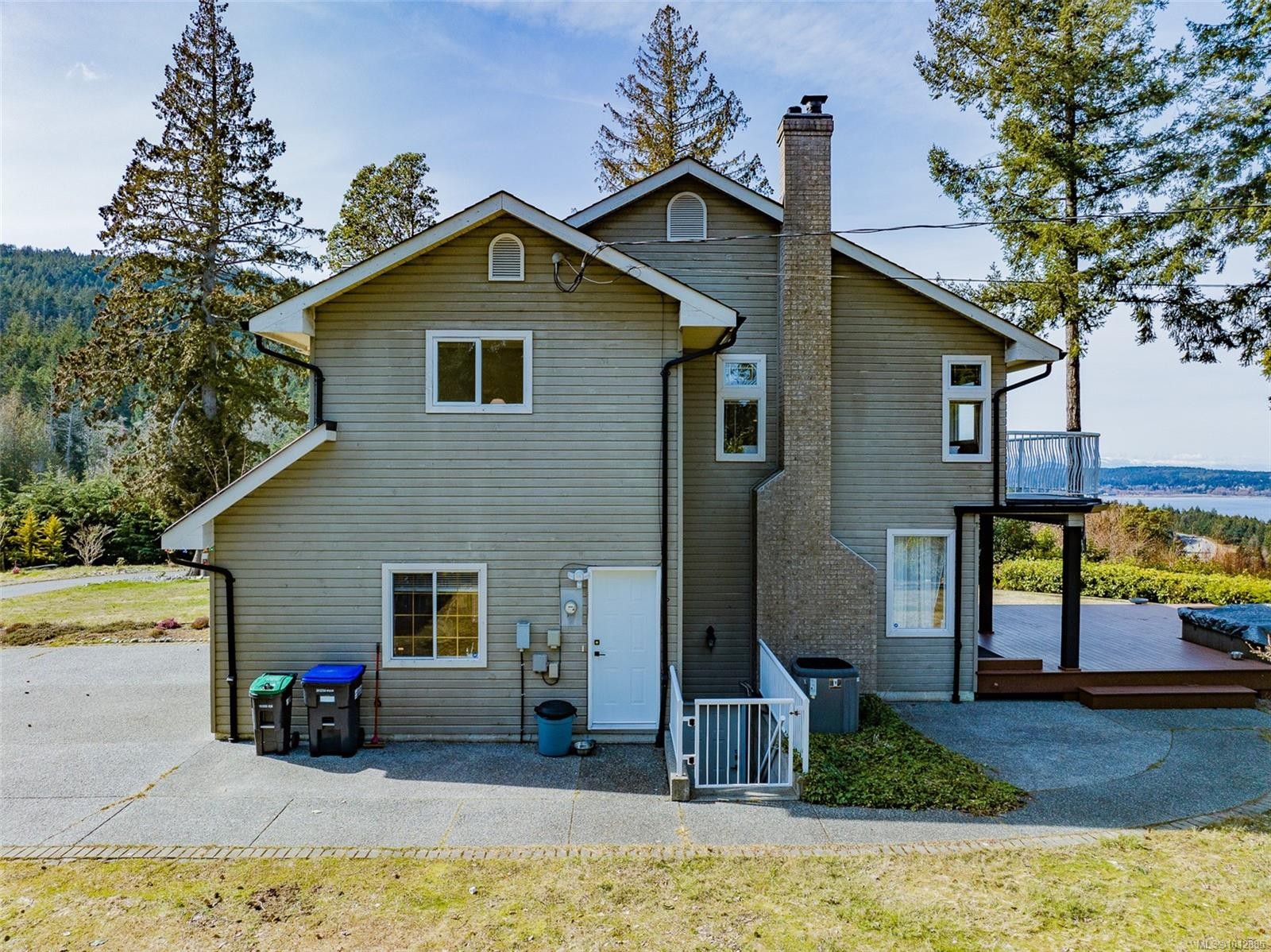 8225 Southwind Dr, Lantzville, BC