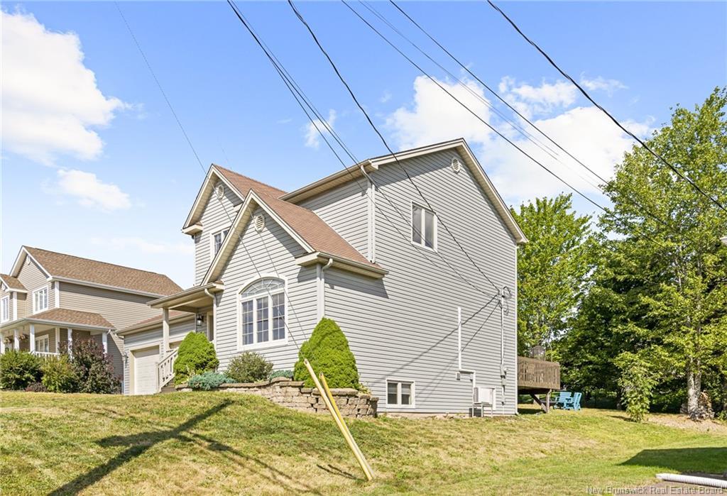 41 Camille St, Dieppe, NB