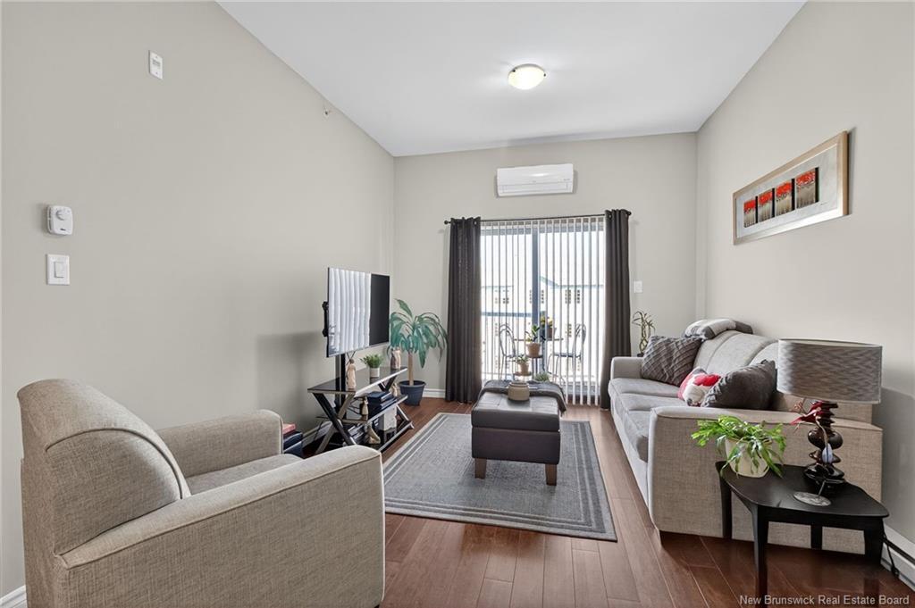 407-33 Sifroi St, Dieppe, NB