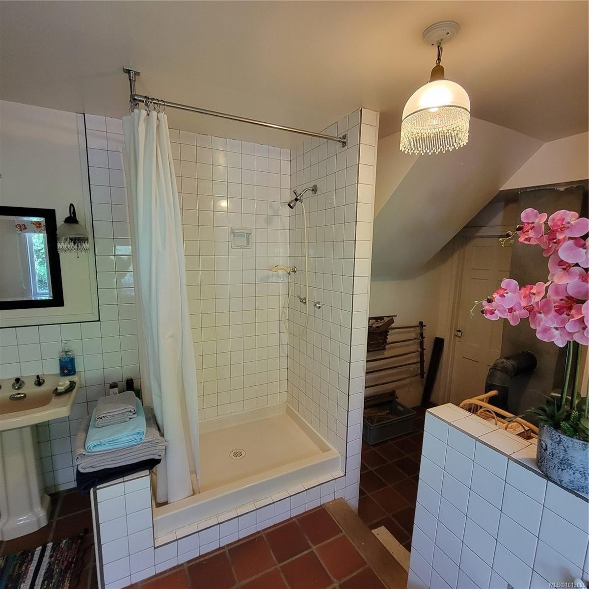 1 Morewater Rd, Lasqueti Island, BC