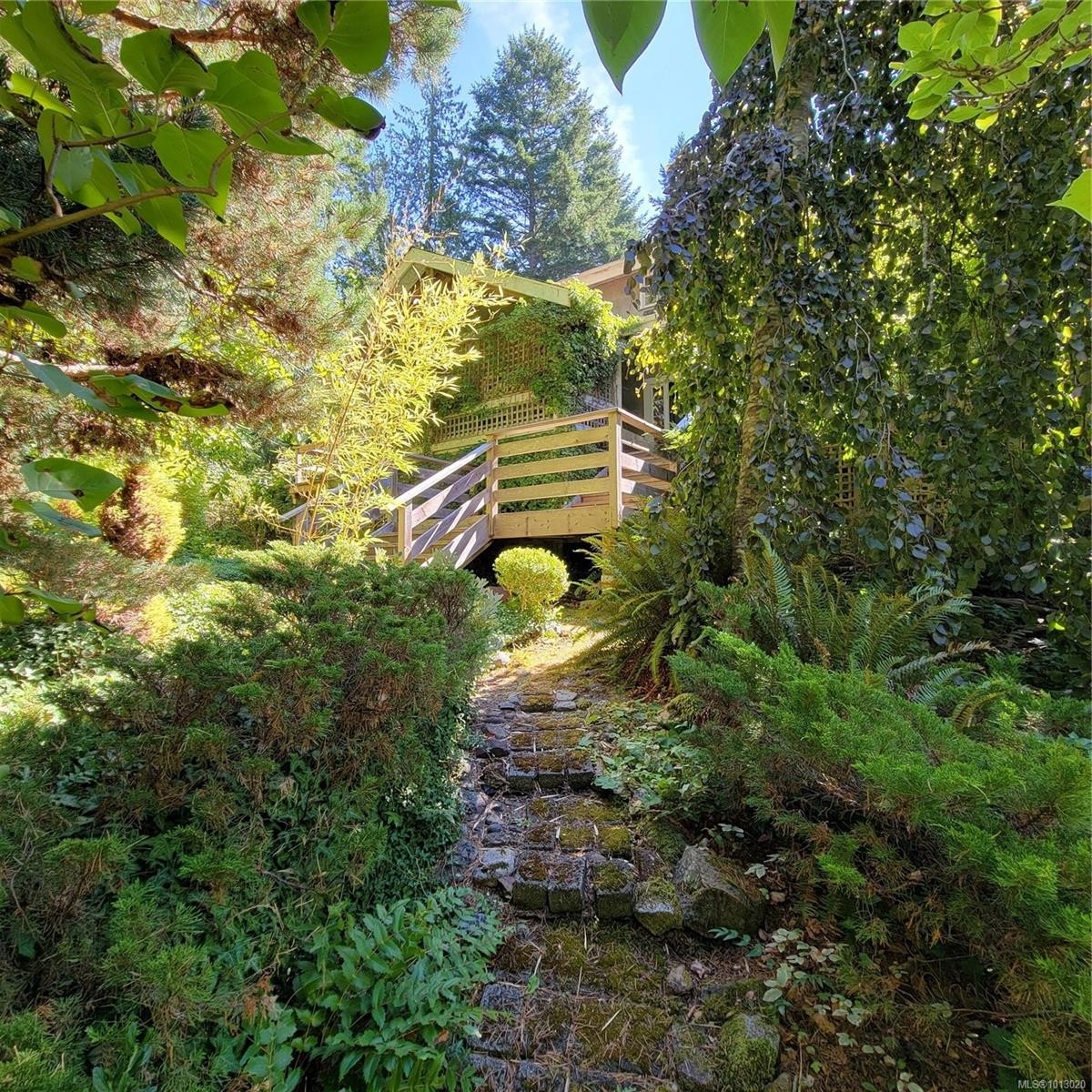 1 Morewater Rd, Lasqueti Island, BC