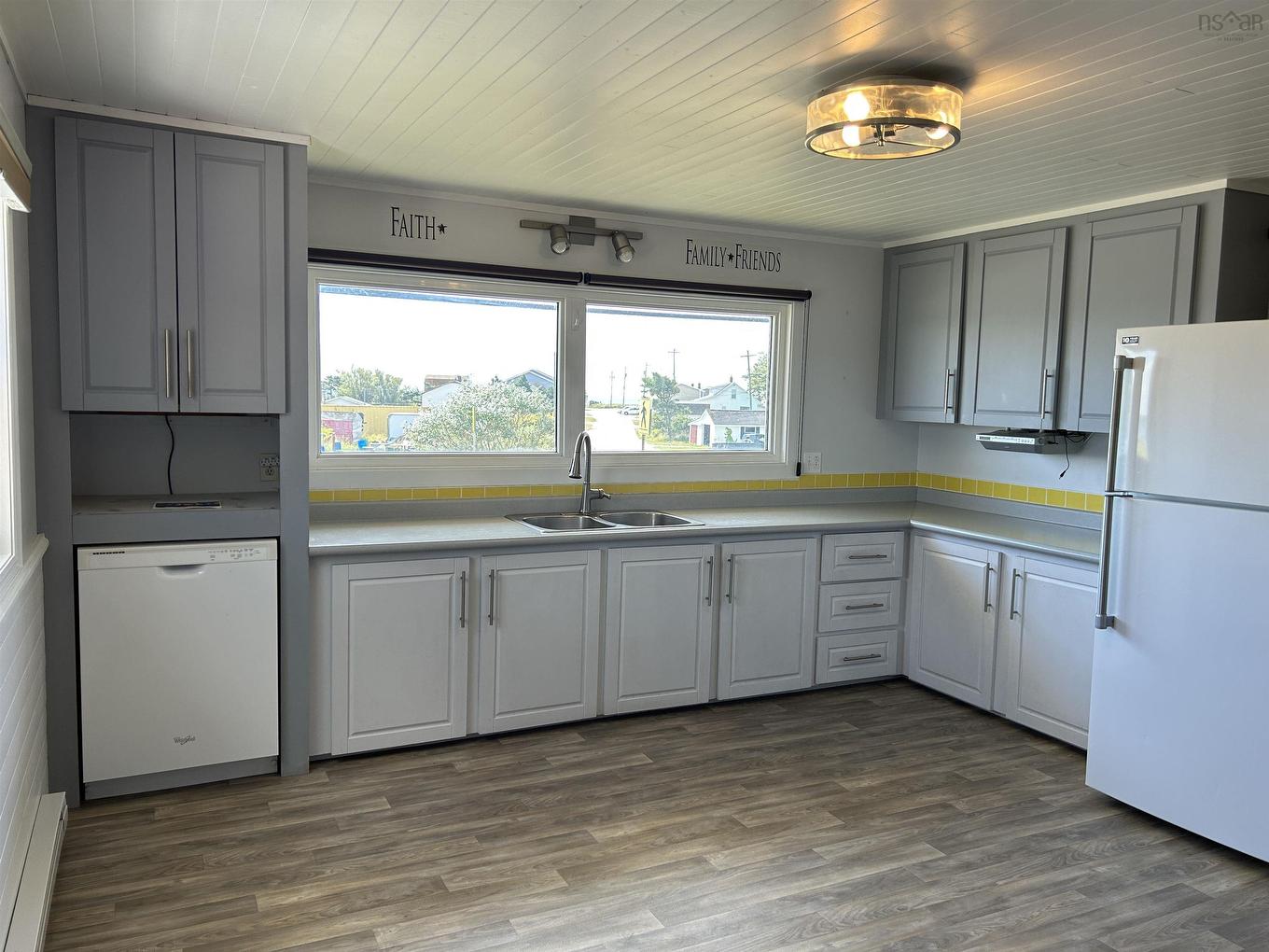 2541 Main Street, Clark'S Harbour, NS