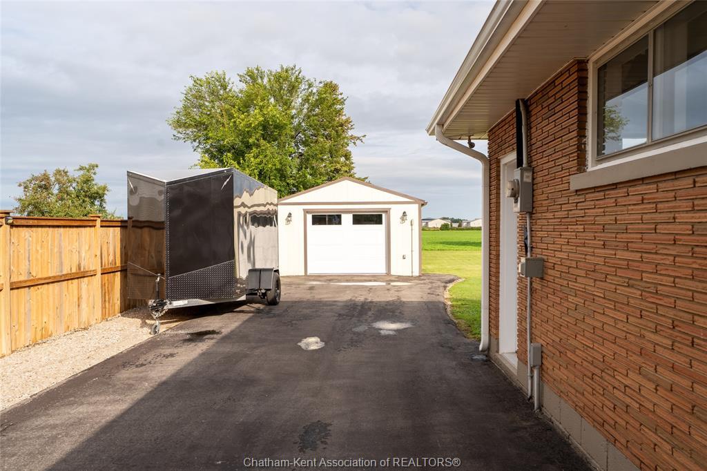 7733 Queens Line, Chatham, ON