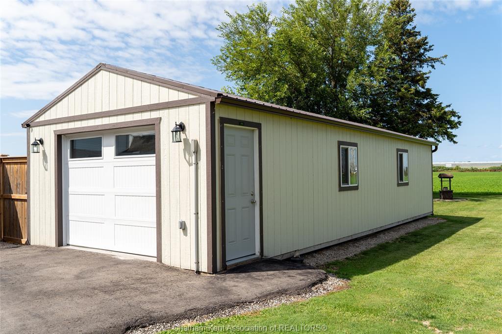 7733 Queens Line, Chatham, ON