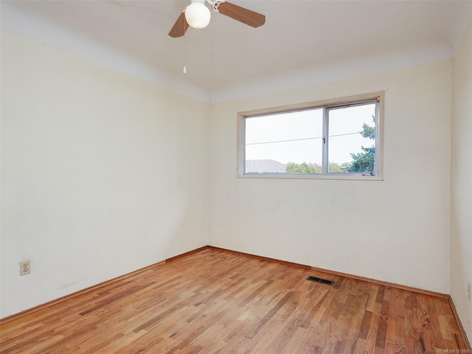 723 Genevieve Rd, Saanich, BC