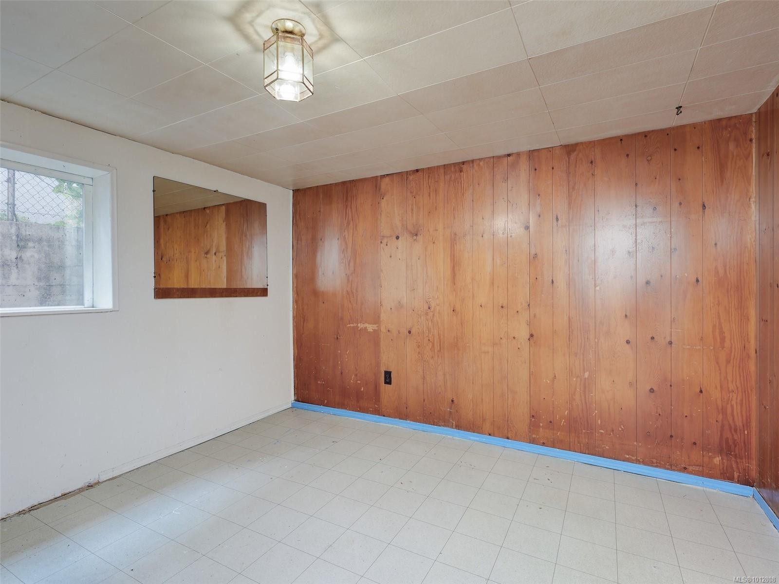 723 Genevieve Rd, Saanich, BC