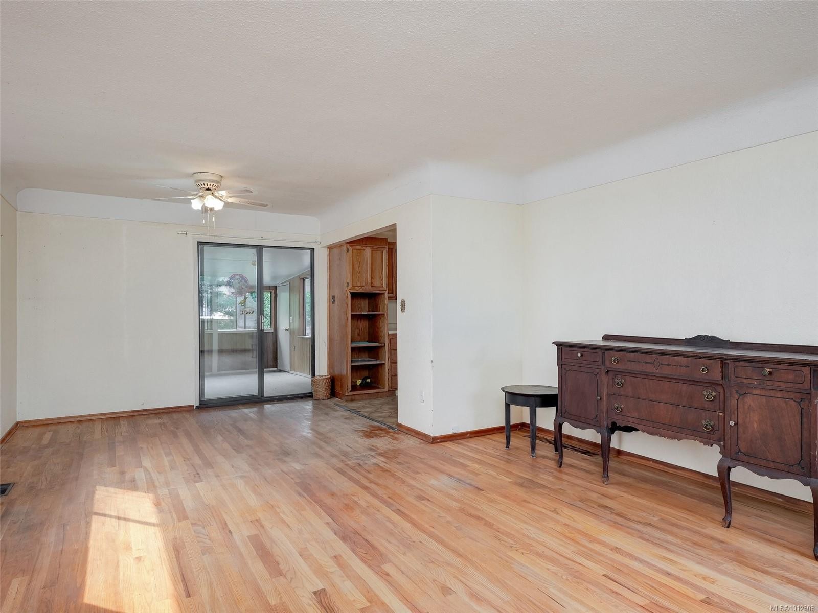 723 Genevieve Rd, Saanich, BC