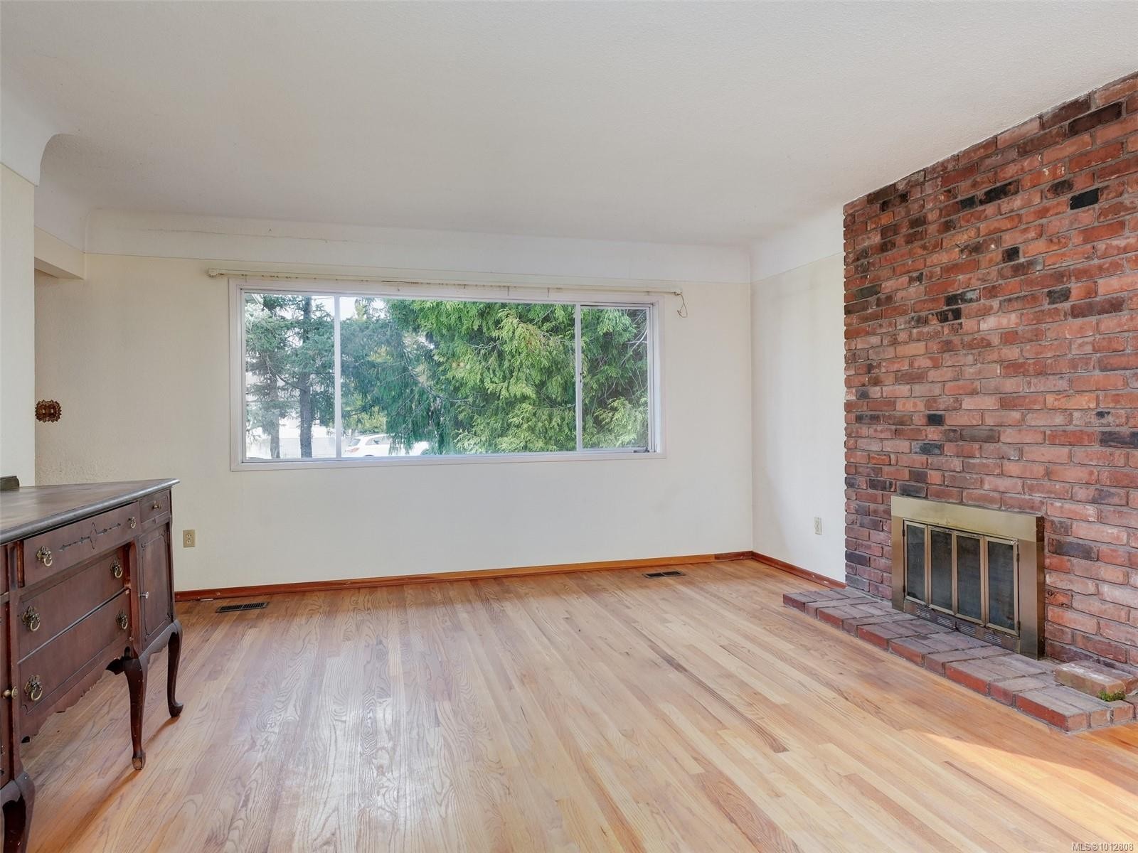 723 Genevieve Rd, Saanich, BC