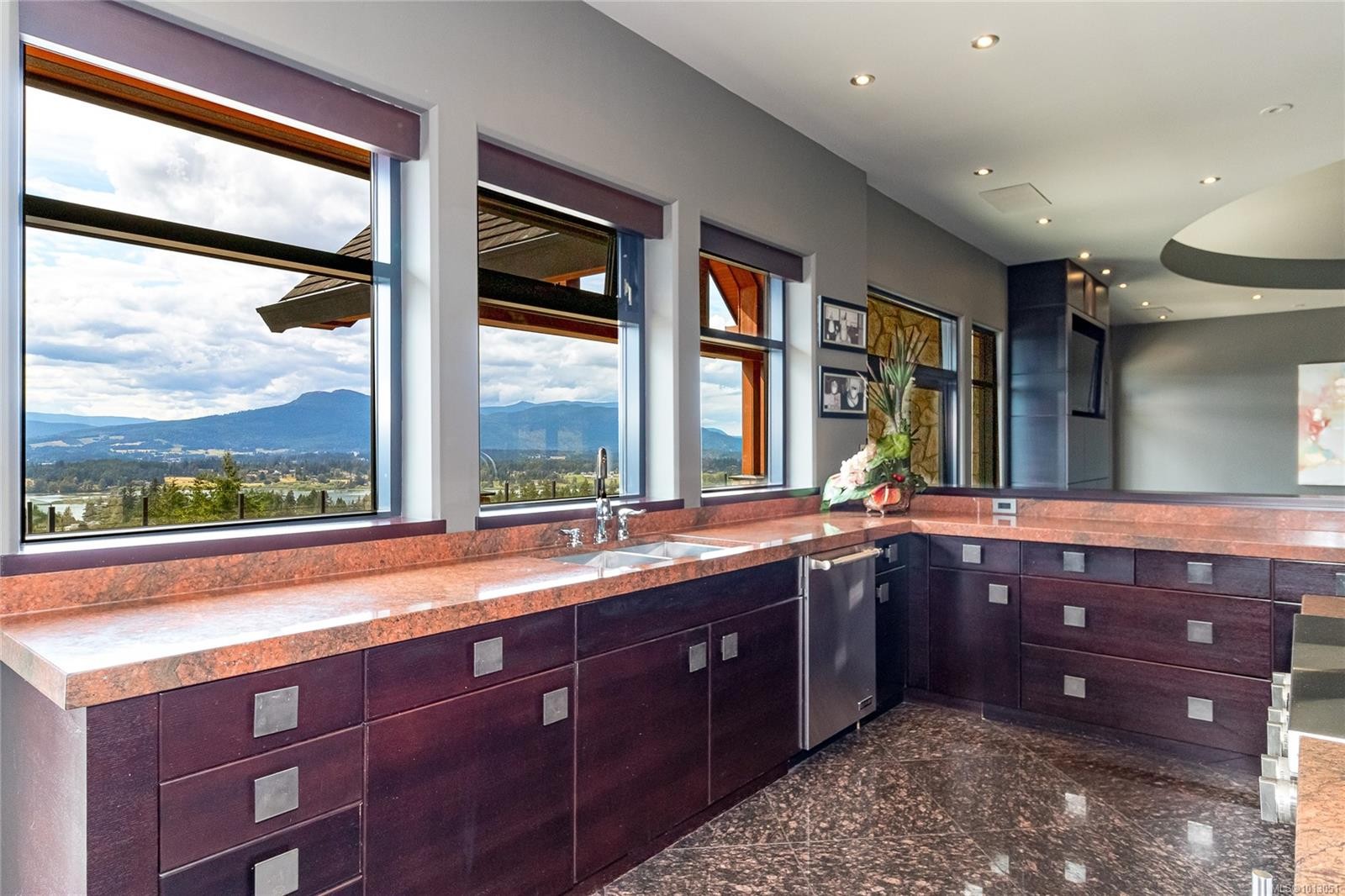 1-6222 Lower Chippewa Rd, Duncan, BC