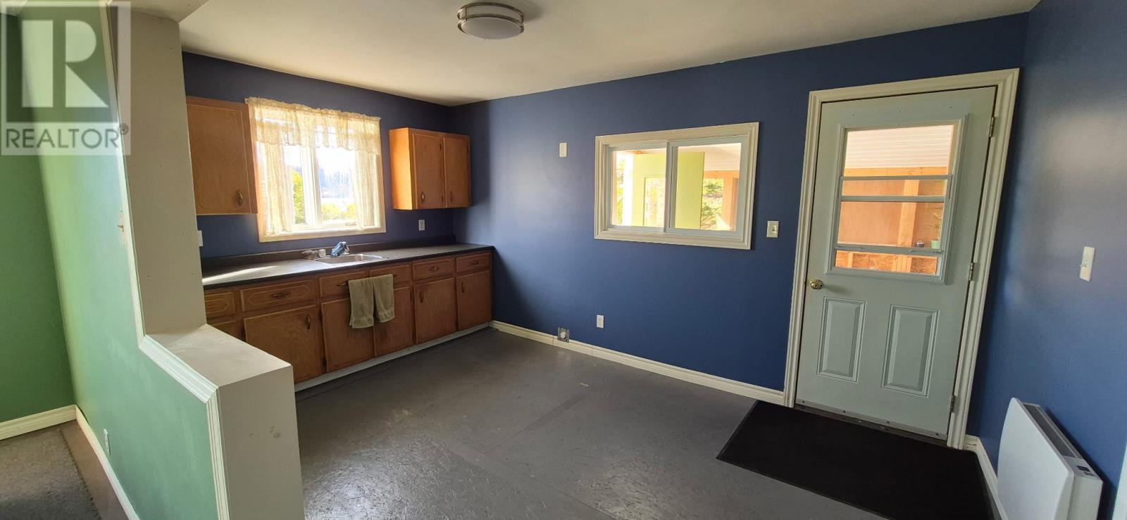 458 Main Street, Summerside, NL - Indoor