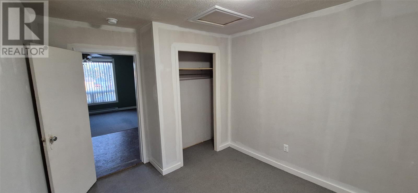 458 Main Street, Summerside, NL - Indoor Photo Showing Other Room