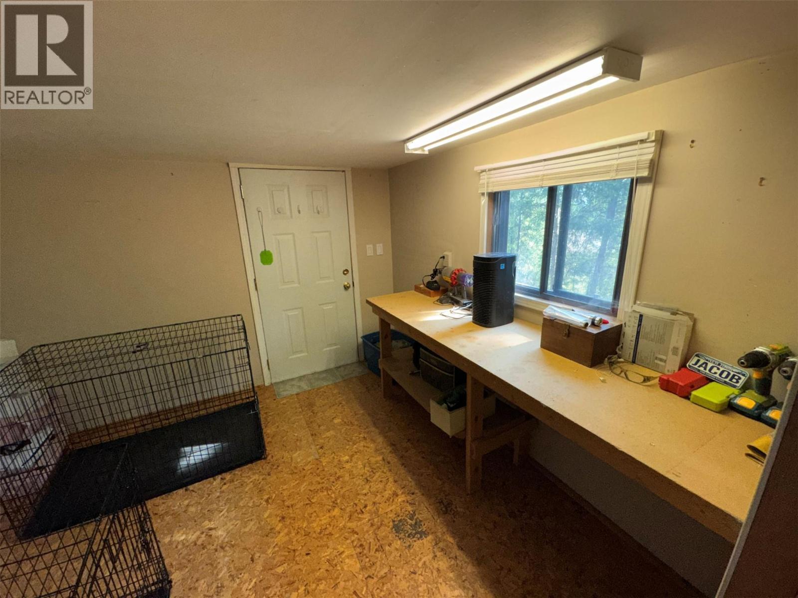 102 Chase Road, Christina Lake, BC - Indoor