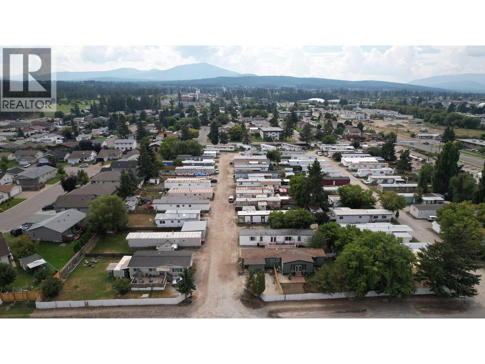 2025 10Th Street, Cranbrook, BC