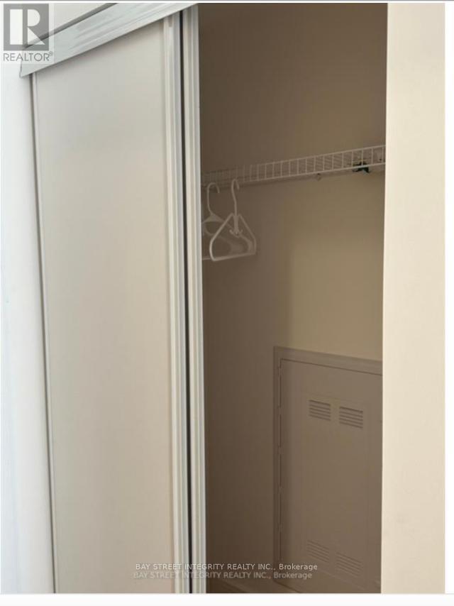 Unit 811 - 1 Wellington St. Street, Brantford, ON - Indoor