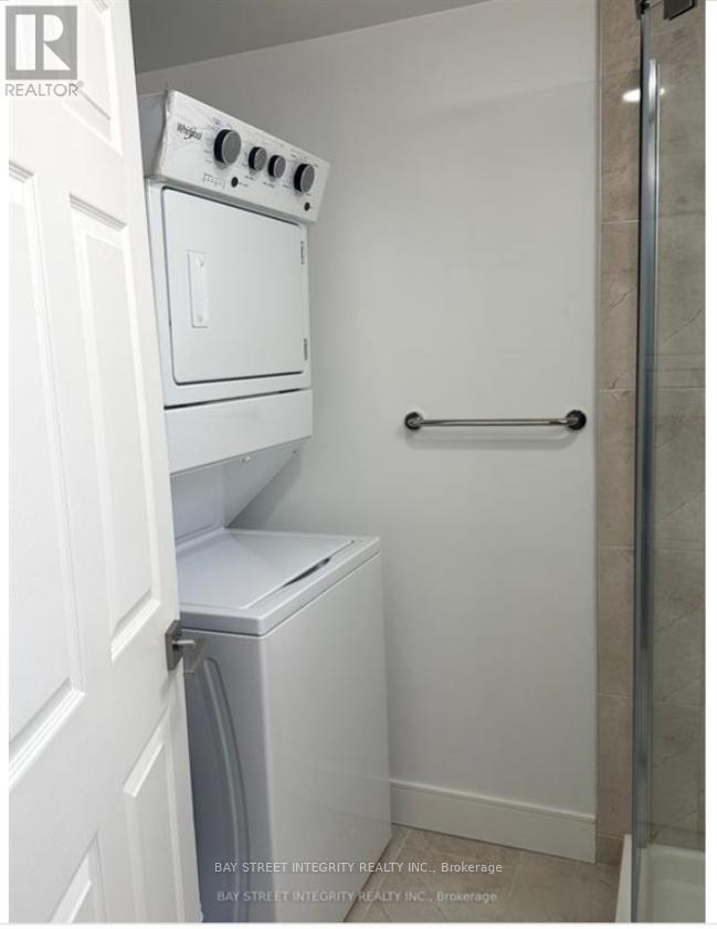 Unit 811 - 1 Wellington St. Street, Brantford, ON - Indoor Photo Showing Laundry Room