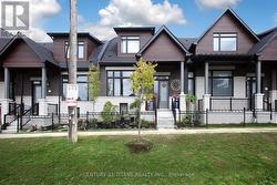 18 VERN ROBERTSON GATE Uxbridge, ON L9P 0R9