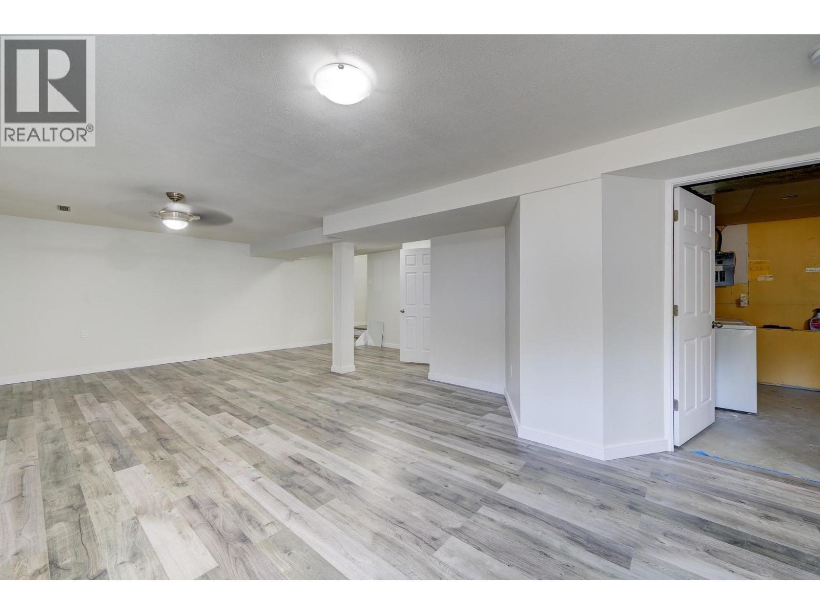 397 Basalt Drive, Logan Lake, BC - Indoor Photo Showing Other Room