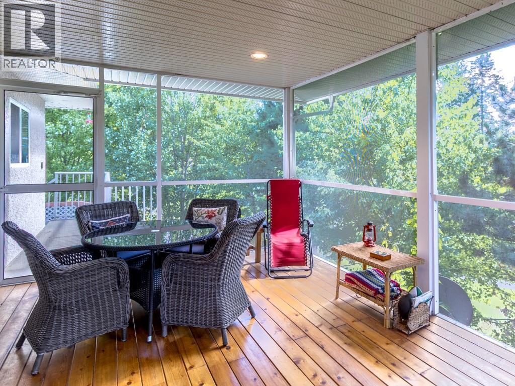 2600 Fairway Place, Blind Bay, BC - Outdoor With Deck Patio Veranda With Exterior