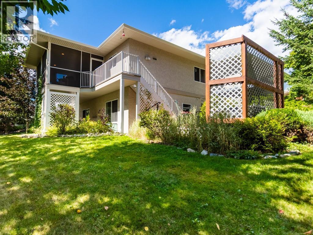 2600 Fairway Place, Blind Bay, BC - Outdoor