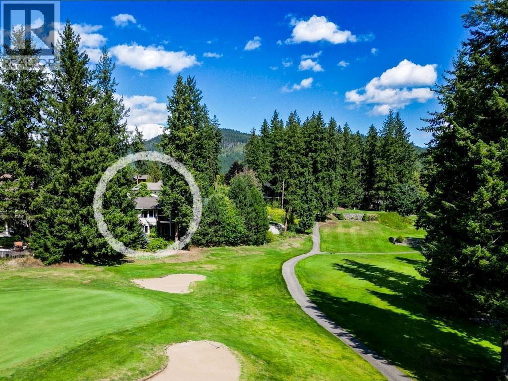 2600 Fairway Place, Blind Bay, BC - Outdoor