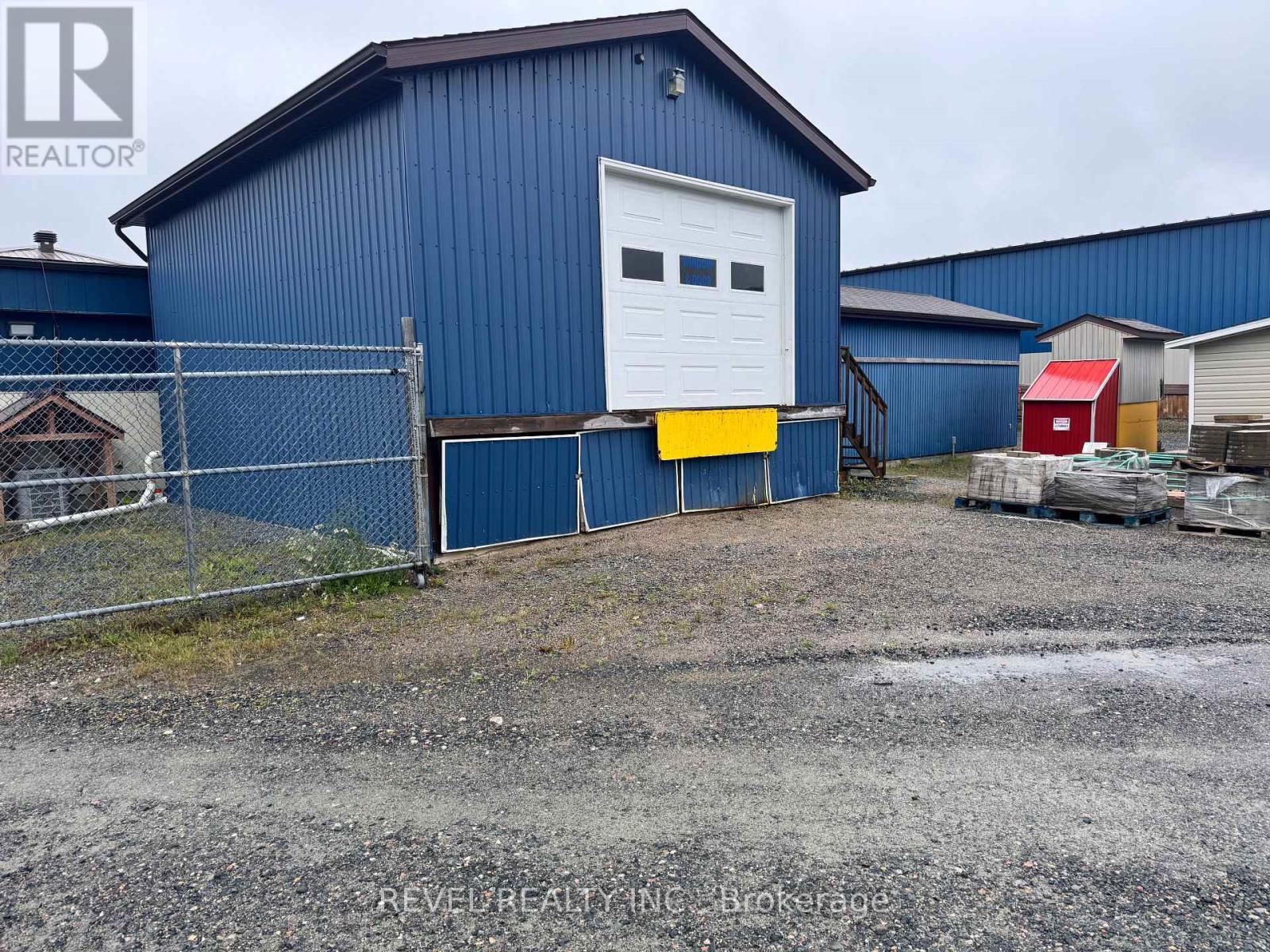 Storage (unheated) - 21 Fifth Street, Cochrane, ON