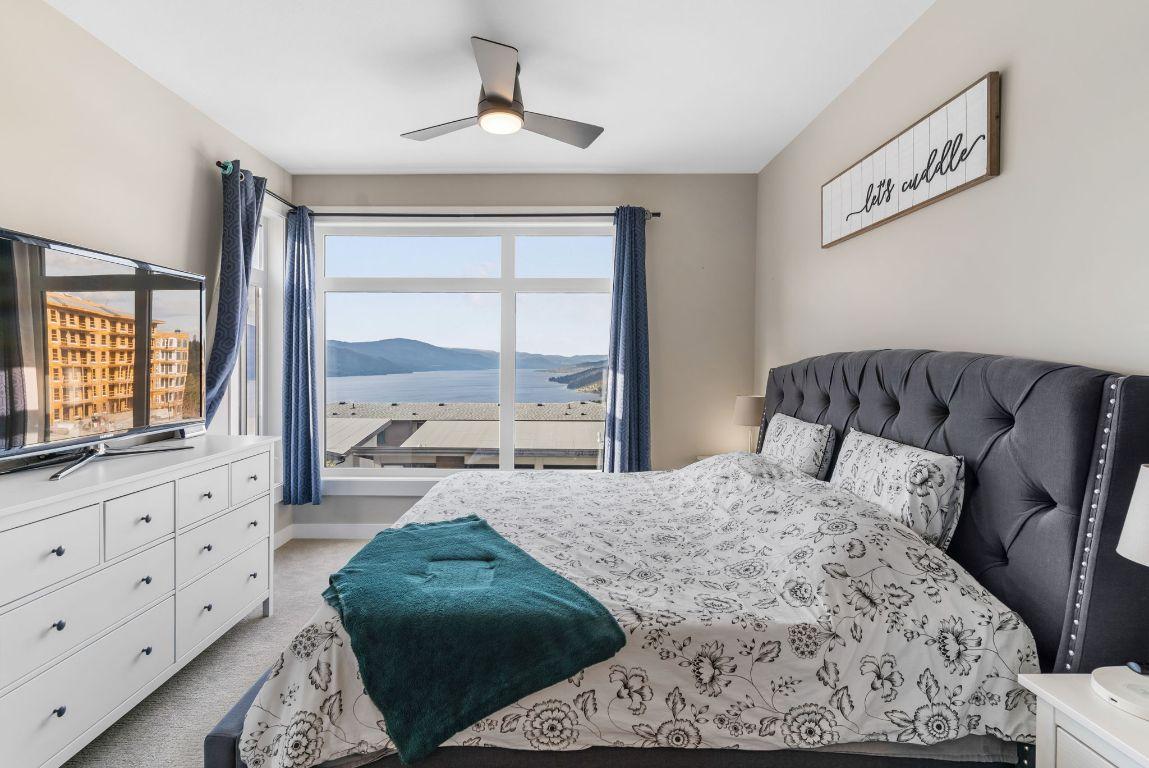 7-3220 Hilltown Drive, Kelowna, BC - Indoor Photo Showing Bedroom