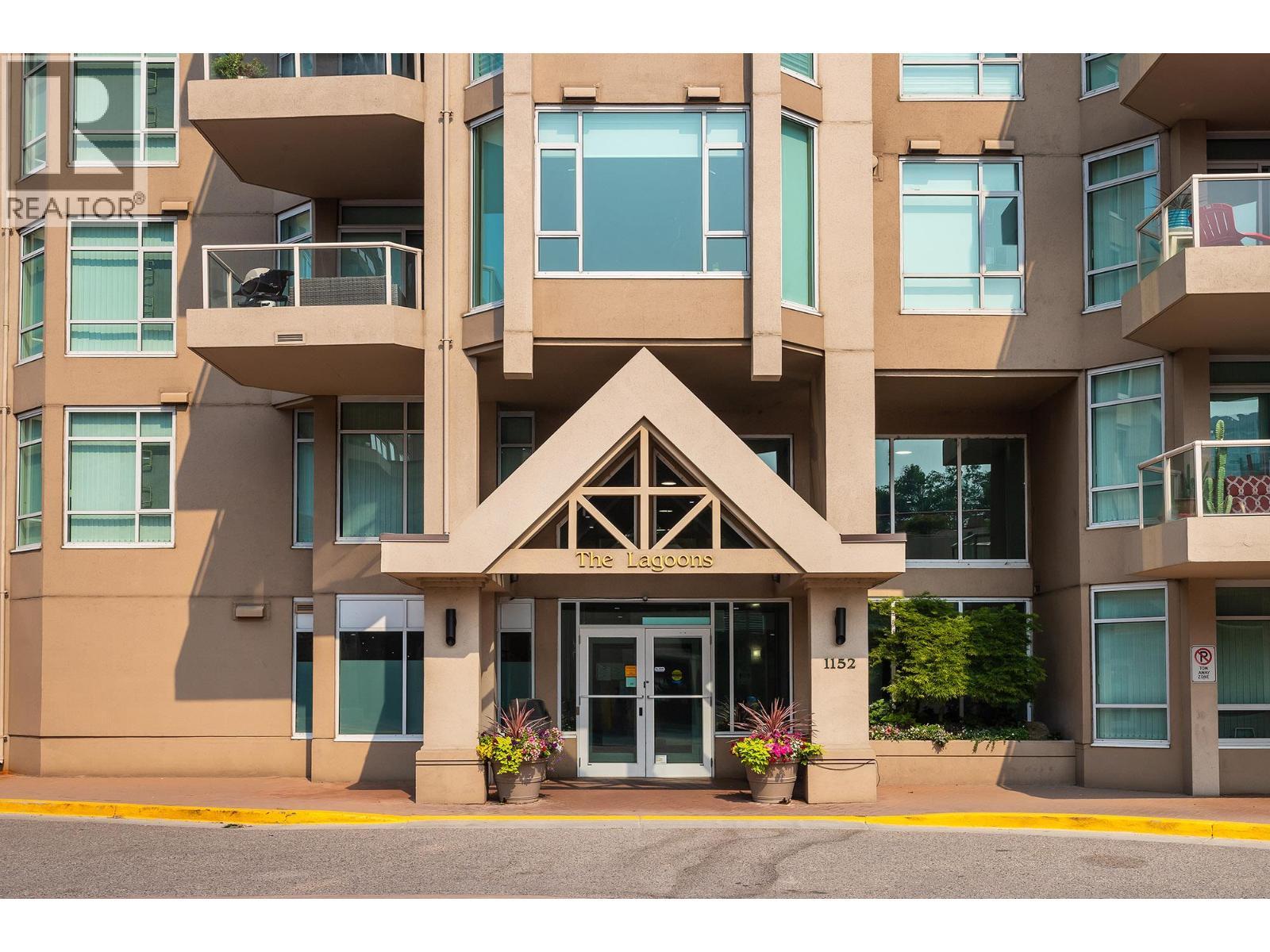 1152 Sunset Drive Unit# 1601, Kelowna, BC - Outdoor With Facade