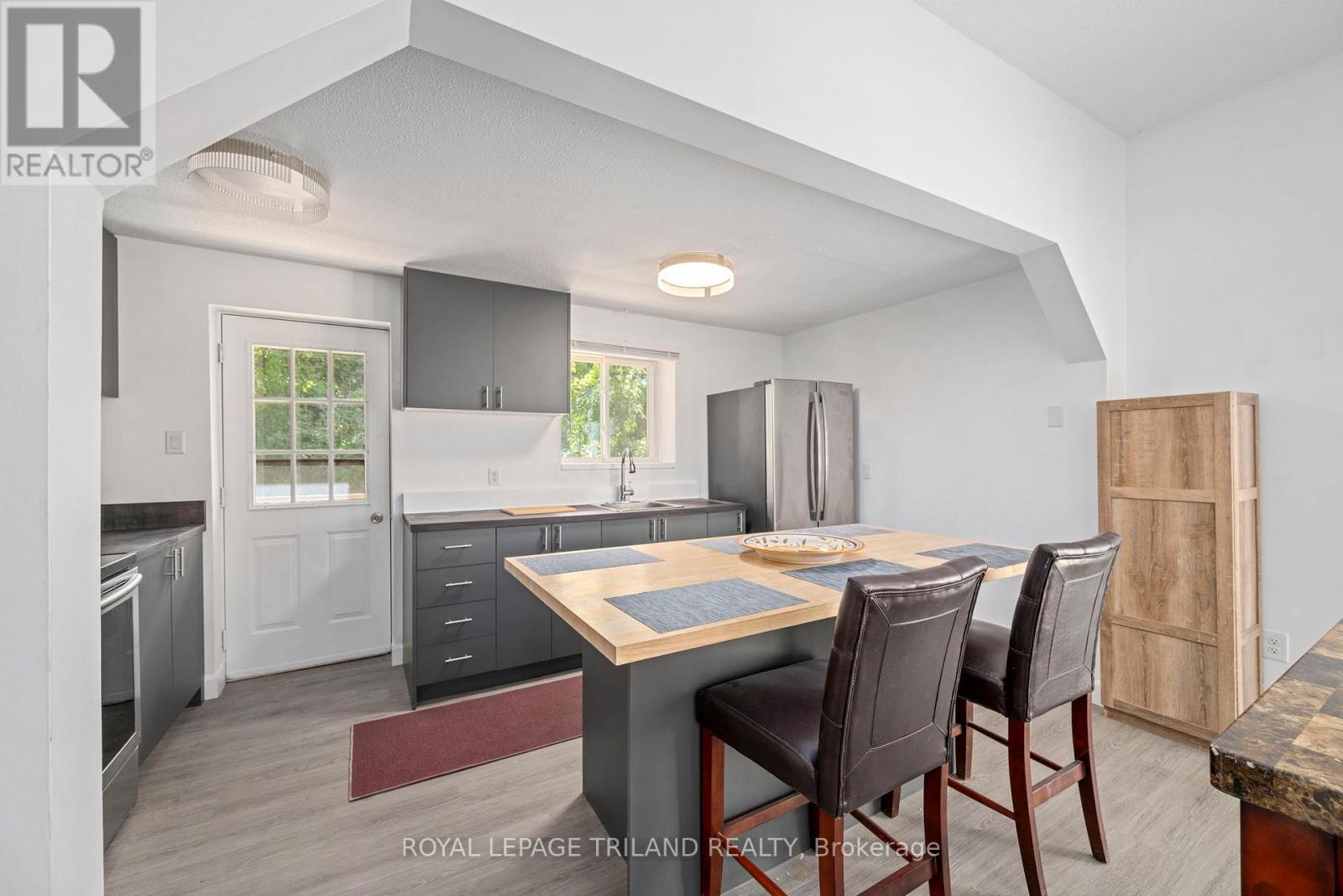 403 Tower Heights Drive, Central Elgin (Port Stanley), ON - Indoor