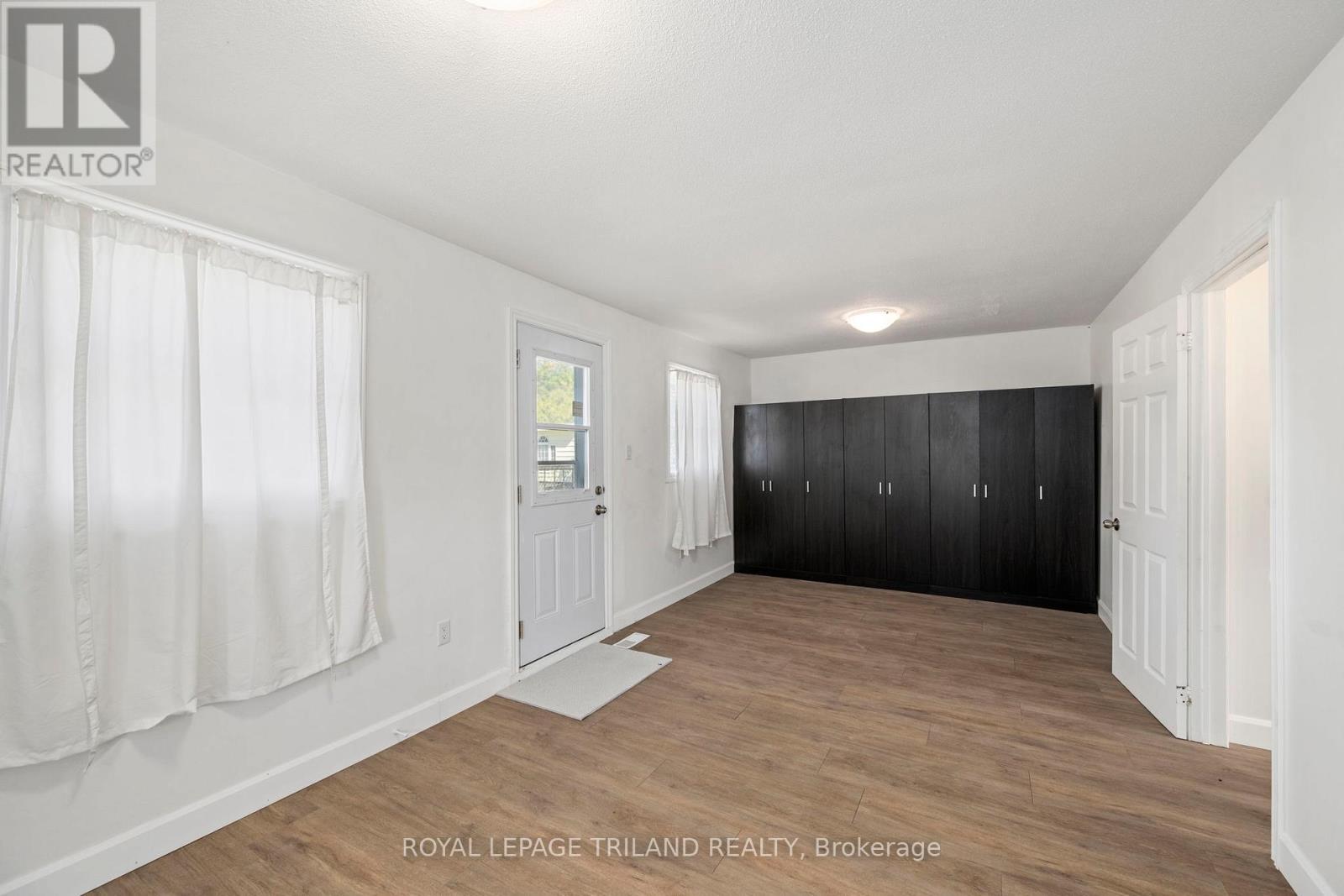 403 Tower Heights Drive, Central Elgin (Port Stanley), ON - Indoor Photo Showing Other Room