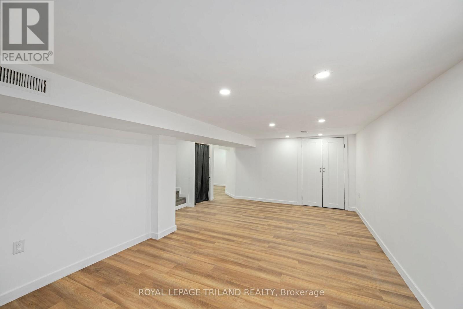 403 Tower Heights Drive, Central Elgin (Port Stanley), ON - Indoor Photo Showing Other Room