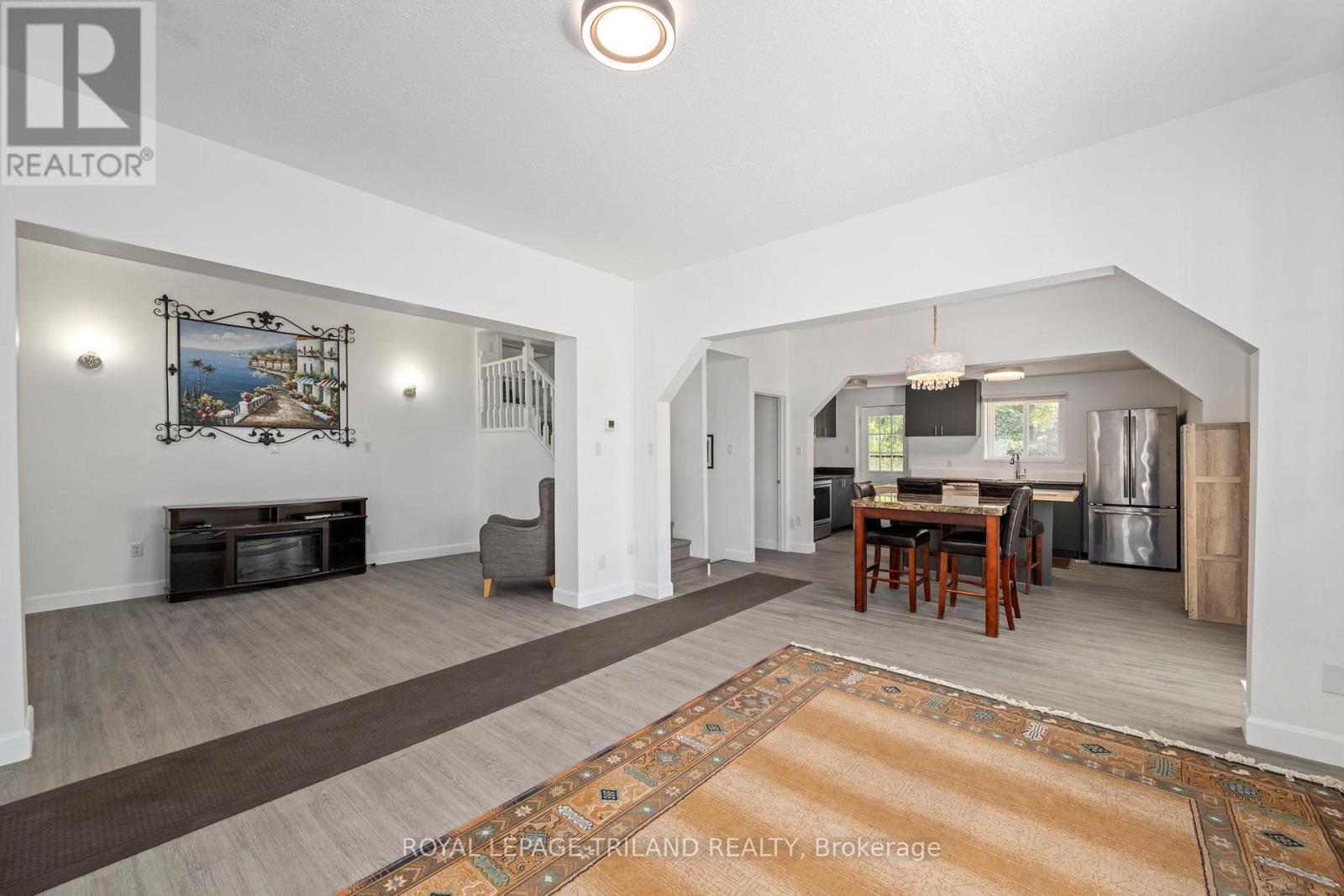 403 Tower Heights Drive, Central Elgin (Port Stanley), ON - Indoor