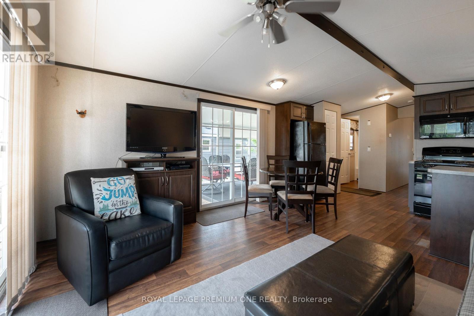 254 - 1501 Line 8 Road, Niagara-On-The-Lake, ON - Indoor