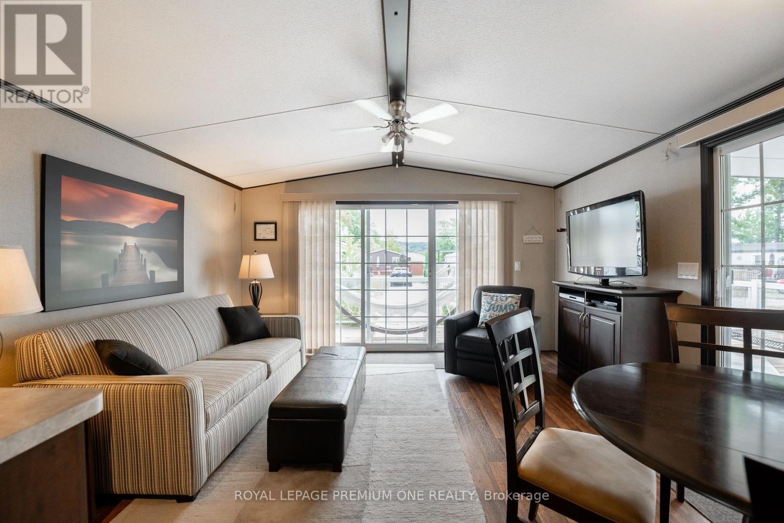 254 - 1501 Line 8 Road, Niagara-On-The-Lake, ON - Indoor