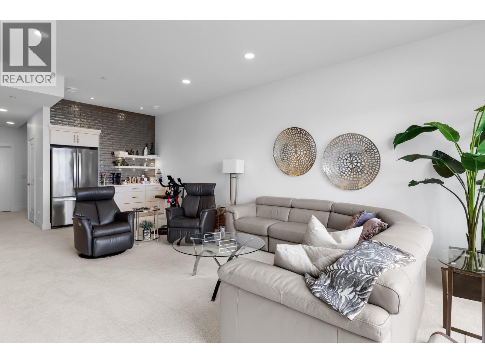 470 Hawk'S Perch Lane, Kelowna, BC - Indoor