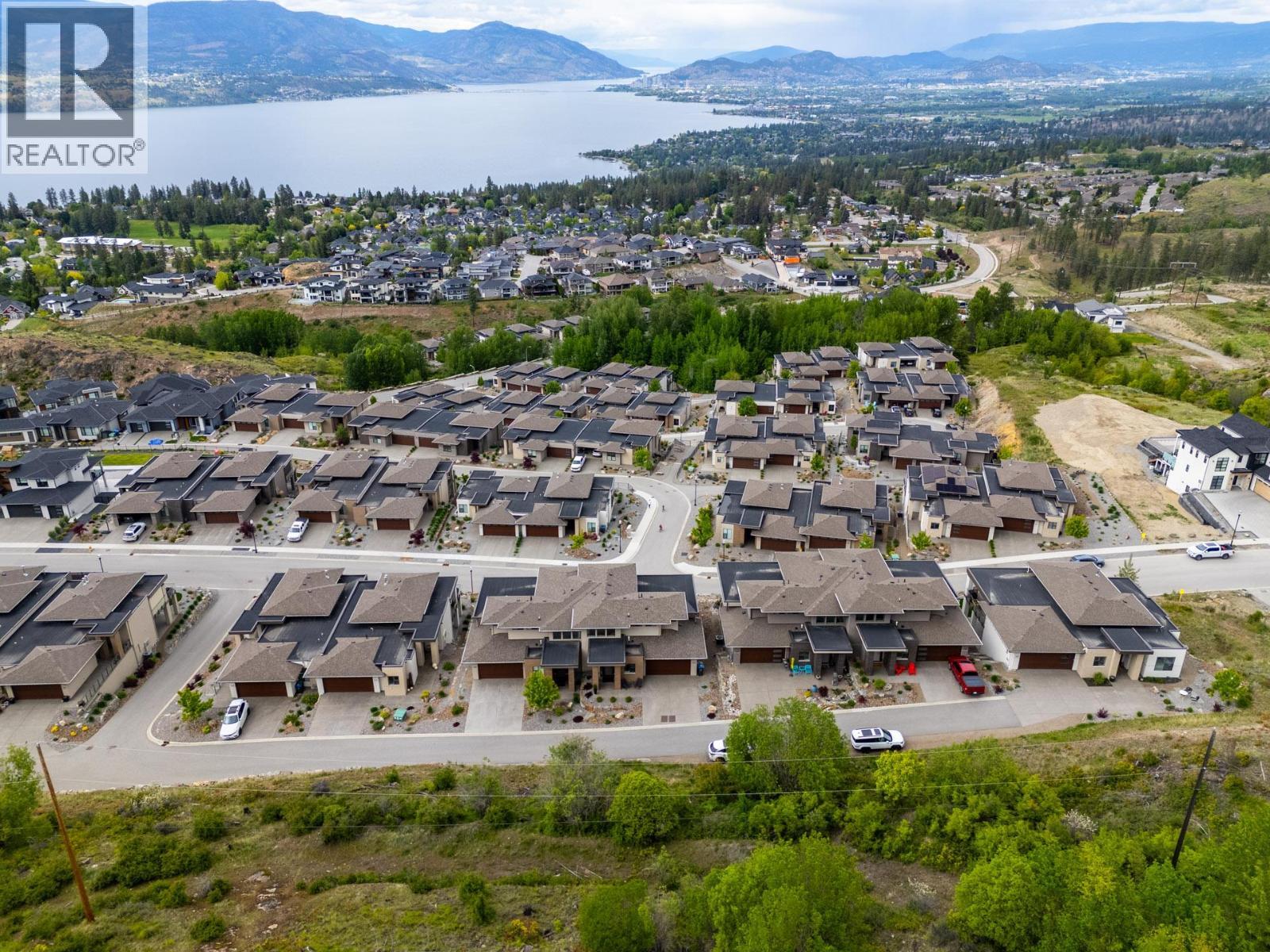 470 Hawk'S Perch Lane, Kelowna, BC - Outdoor With View