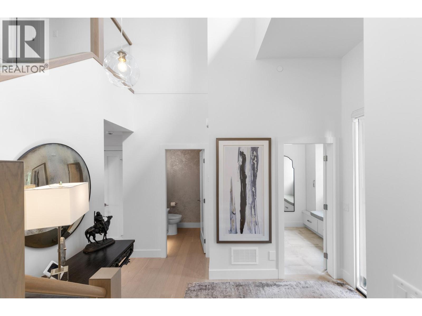 470 Hawk'S Perch Lane, Kelowna, BC - Indoor Photo Showing Other Room