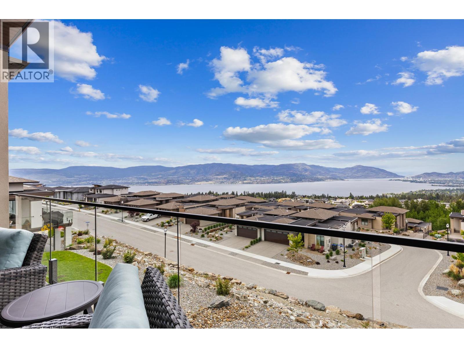 470 Hawk'S Perch Lane, Kelowna, BC - Outdoor With View