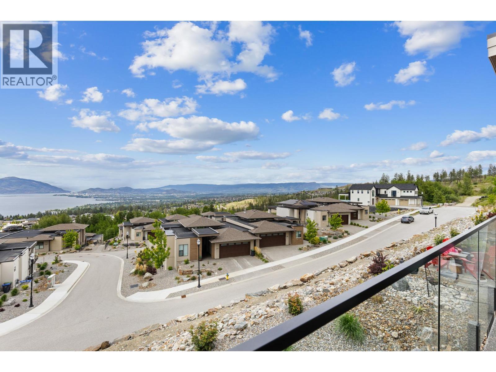 470 Hawk'S Perch Lane, Kelowna, BC - Outdoor With View