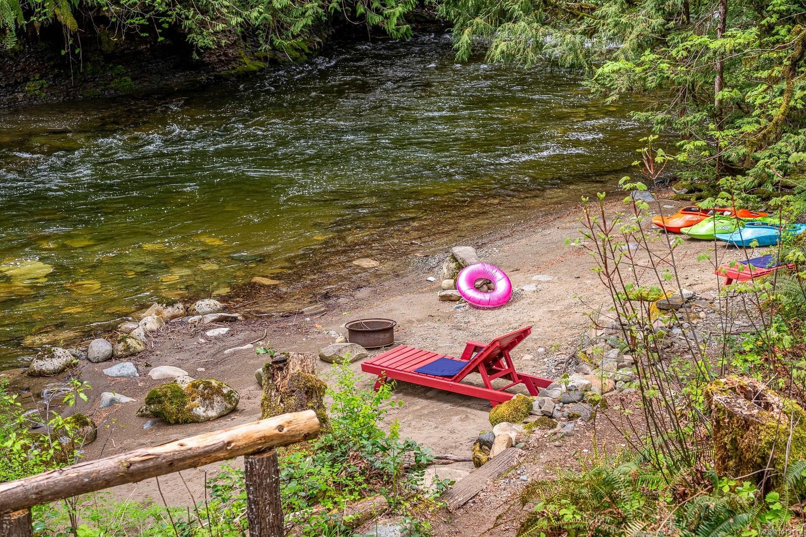 4010 Forbidden Plateau Rd, Courtenay, BC