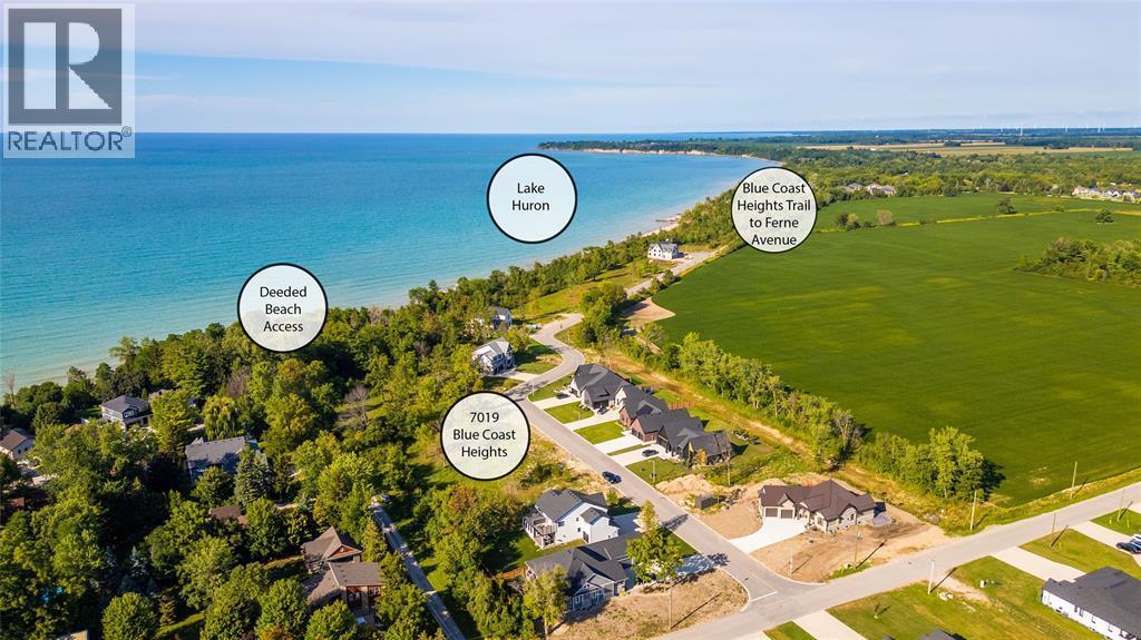 7019 Blue Coast Heights, Plympton-Wyoming, ON