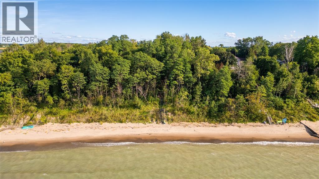 7019 Blue Coast Heights, Plympton-Wyoming, ON