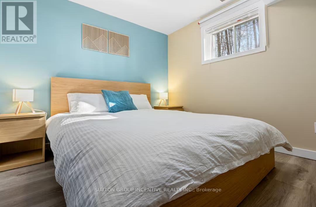 222 Wiles Lane, Grey Highlands, ON - Indoor Photo Showing Bedroom