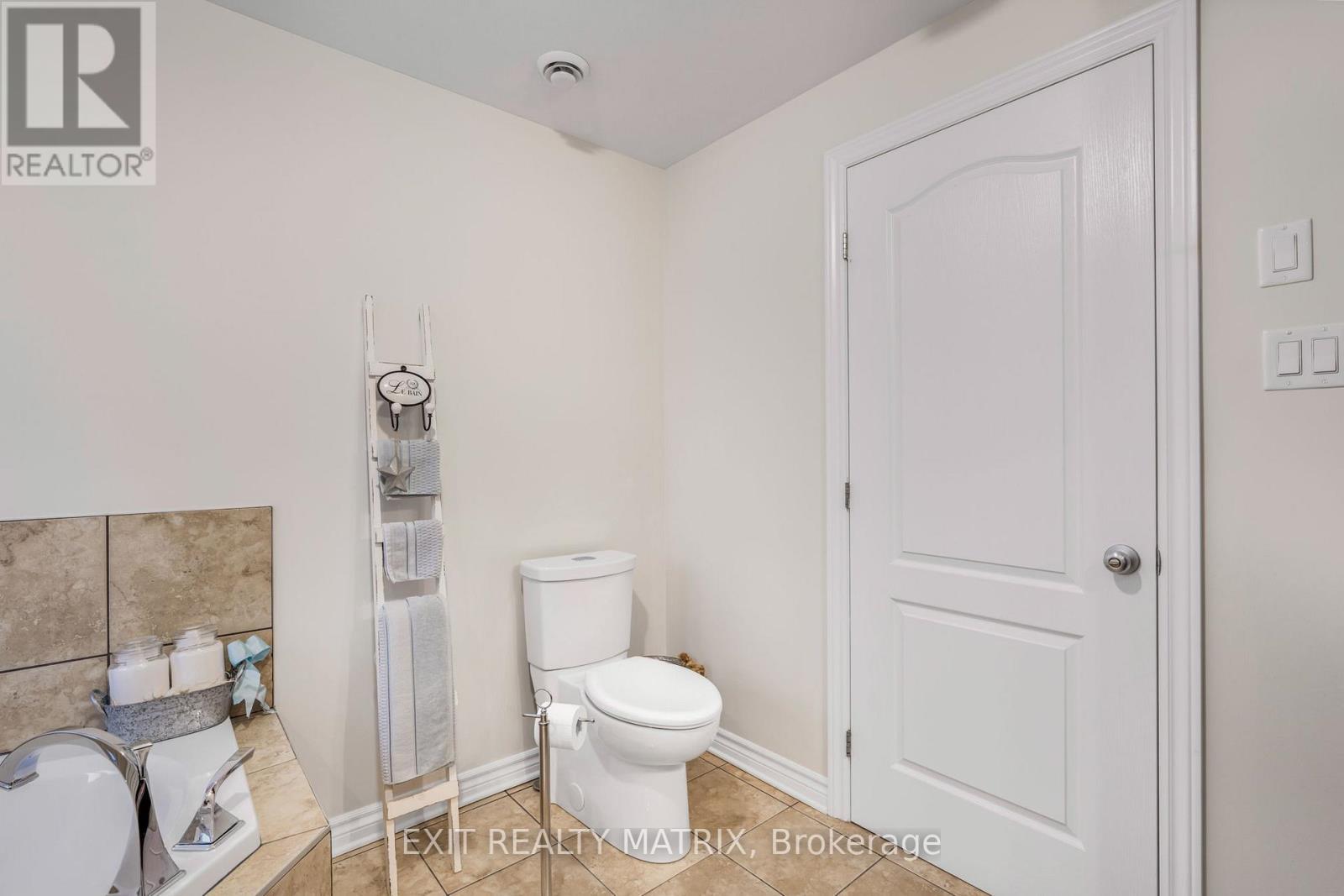 2 - 193 Bourdeau Boulevard, The Nation, ON - Indoor Photo Showing Bathroom