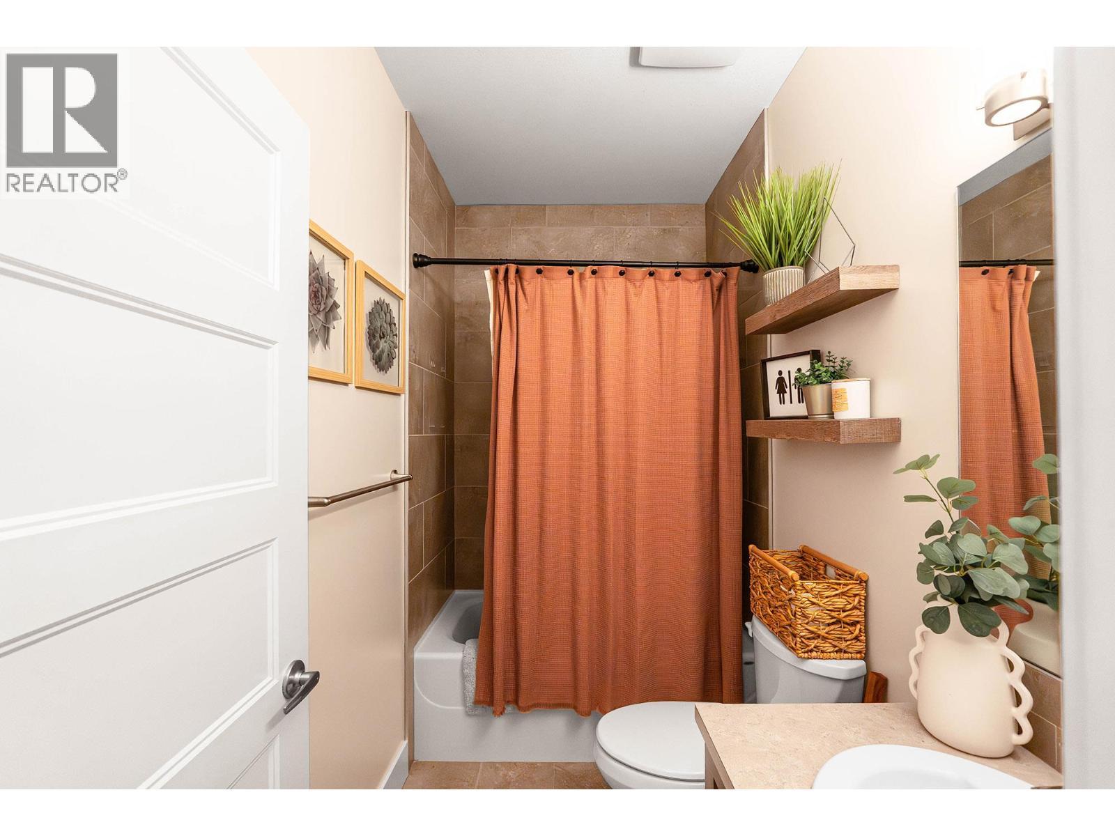 1769 Tower Ranch Drive, Kelowna, BC - Indoor