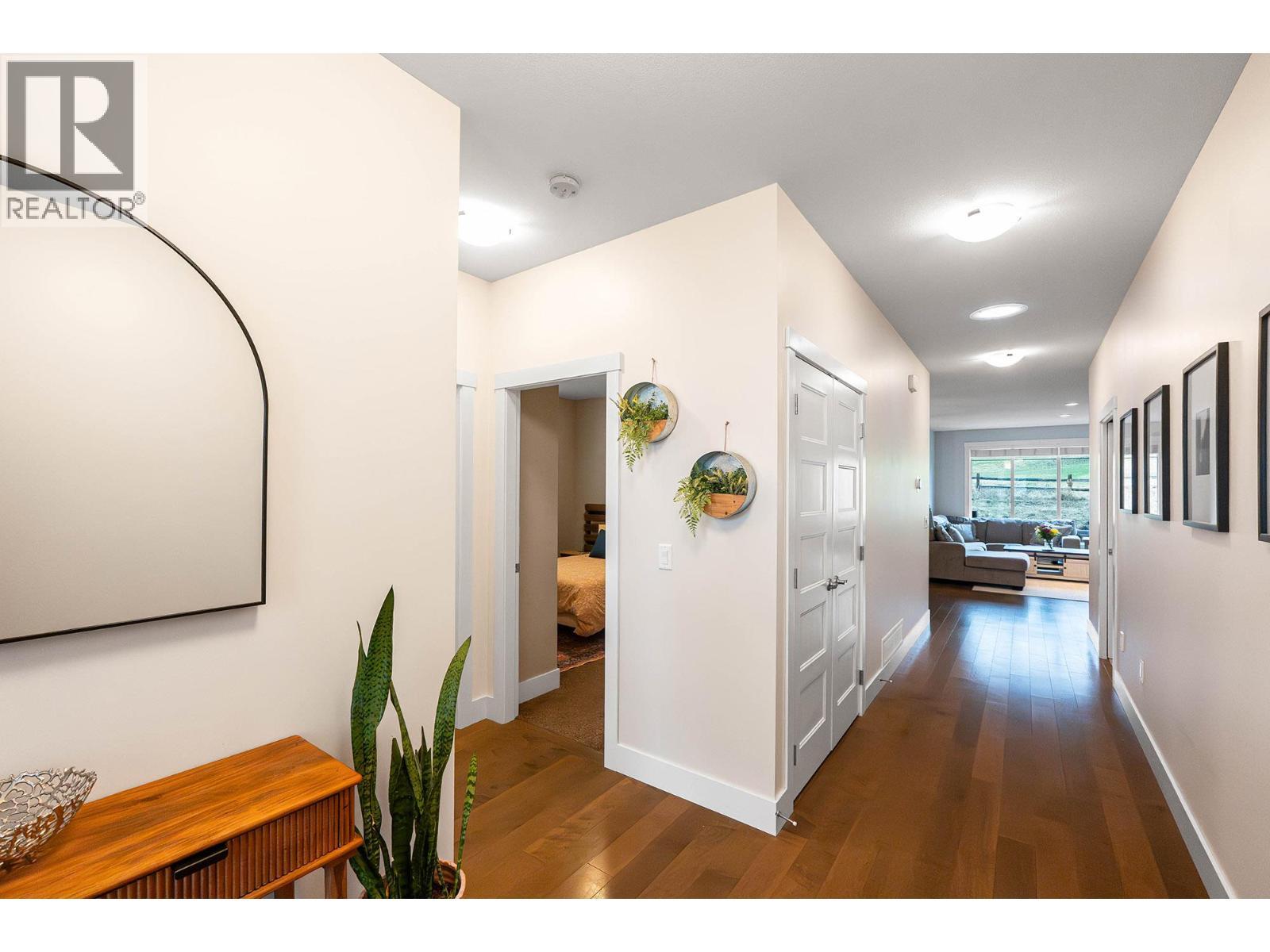 1769 Tower Ranch Drive, Kelowna, BC - Indoor Photo Showing Other Room