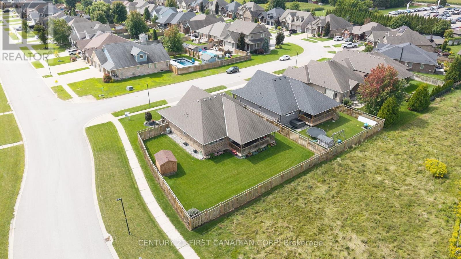 474 Macdonald Street, Strathroy-Caradoc (Ne), ON - Outdoor With View