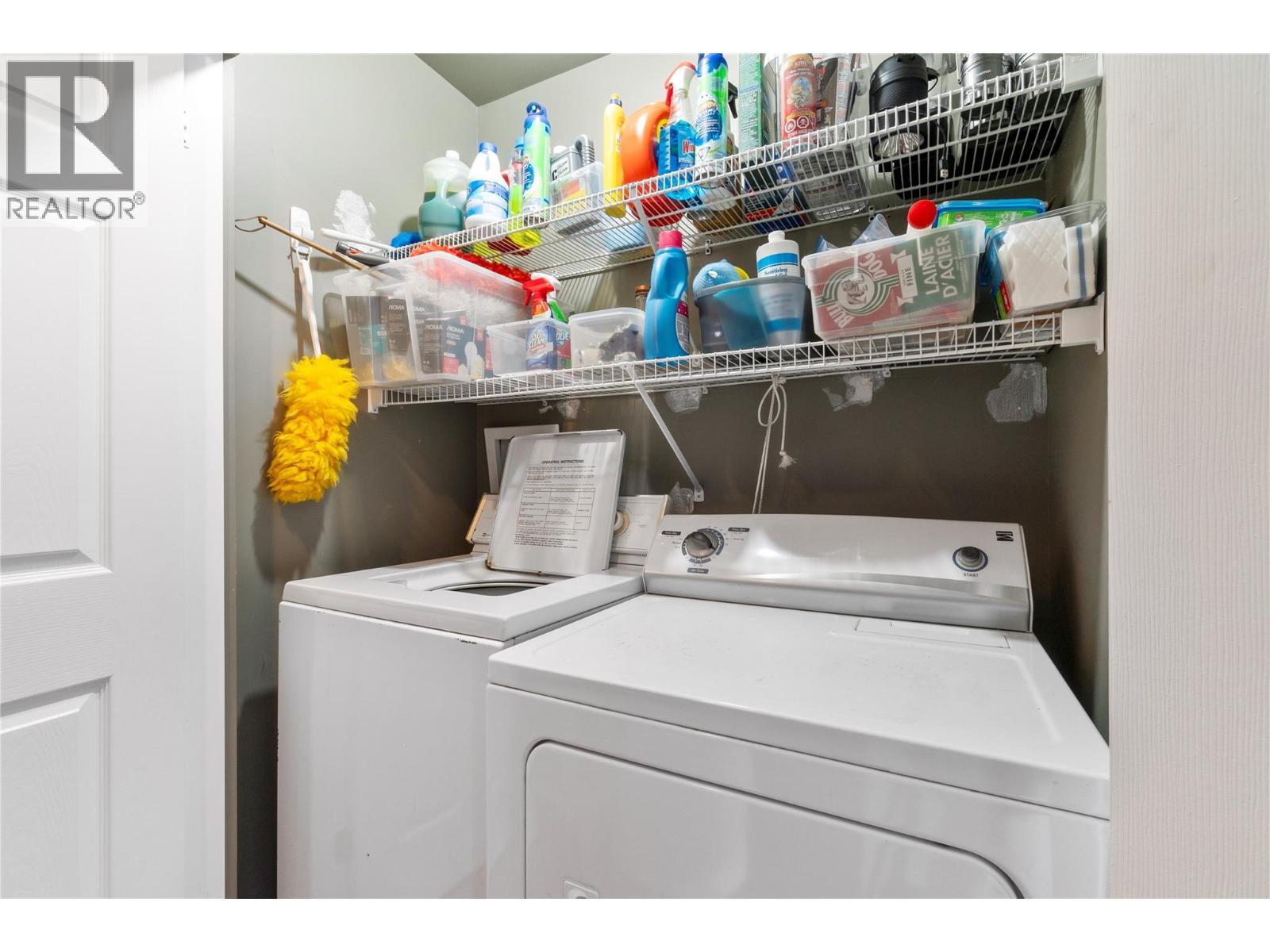 7660 Lichen Road, Anglemont, BC - Indoor Photo Showing Laundry Room